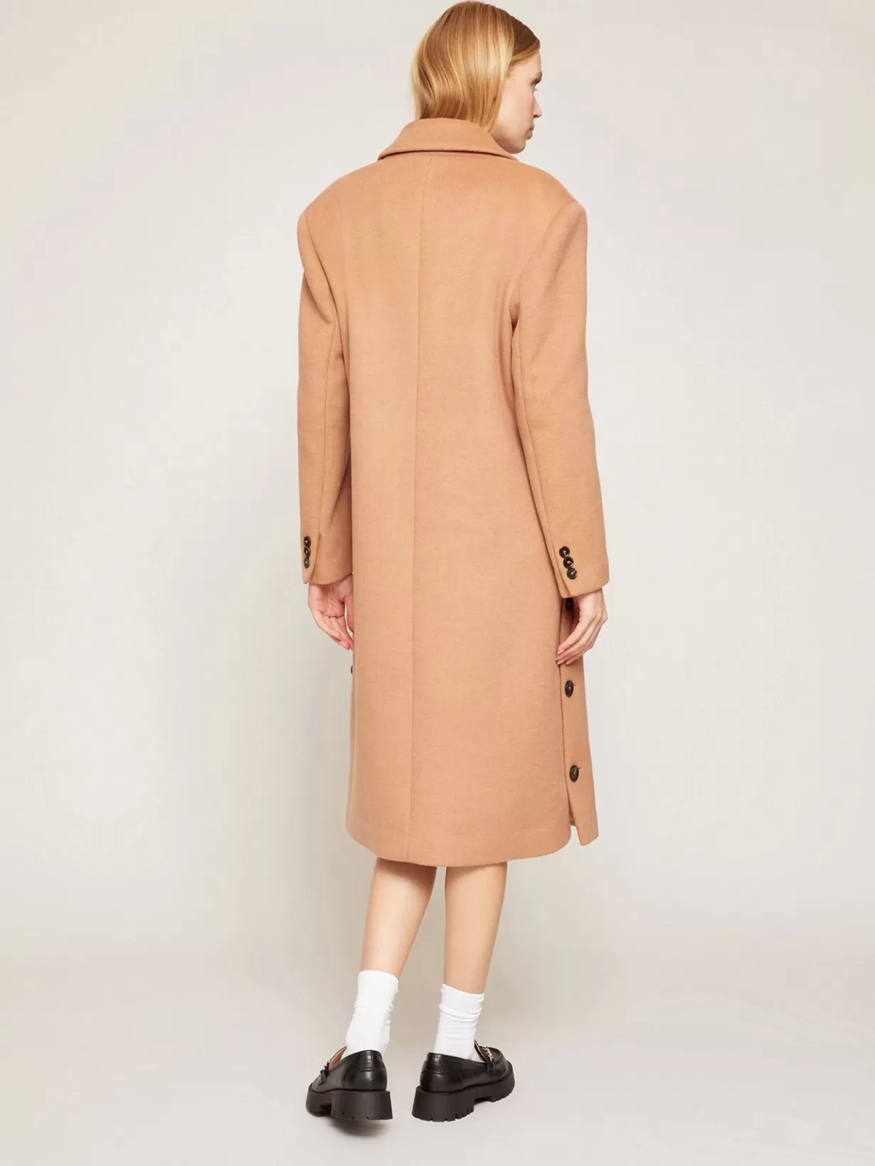 Cappotti E Piumini*Motivi Cappotto Maschile Lungo Dettaglio Bottoni