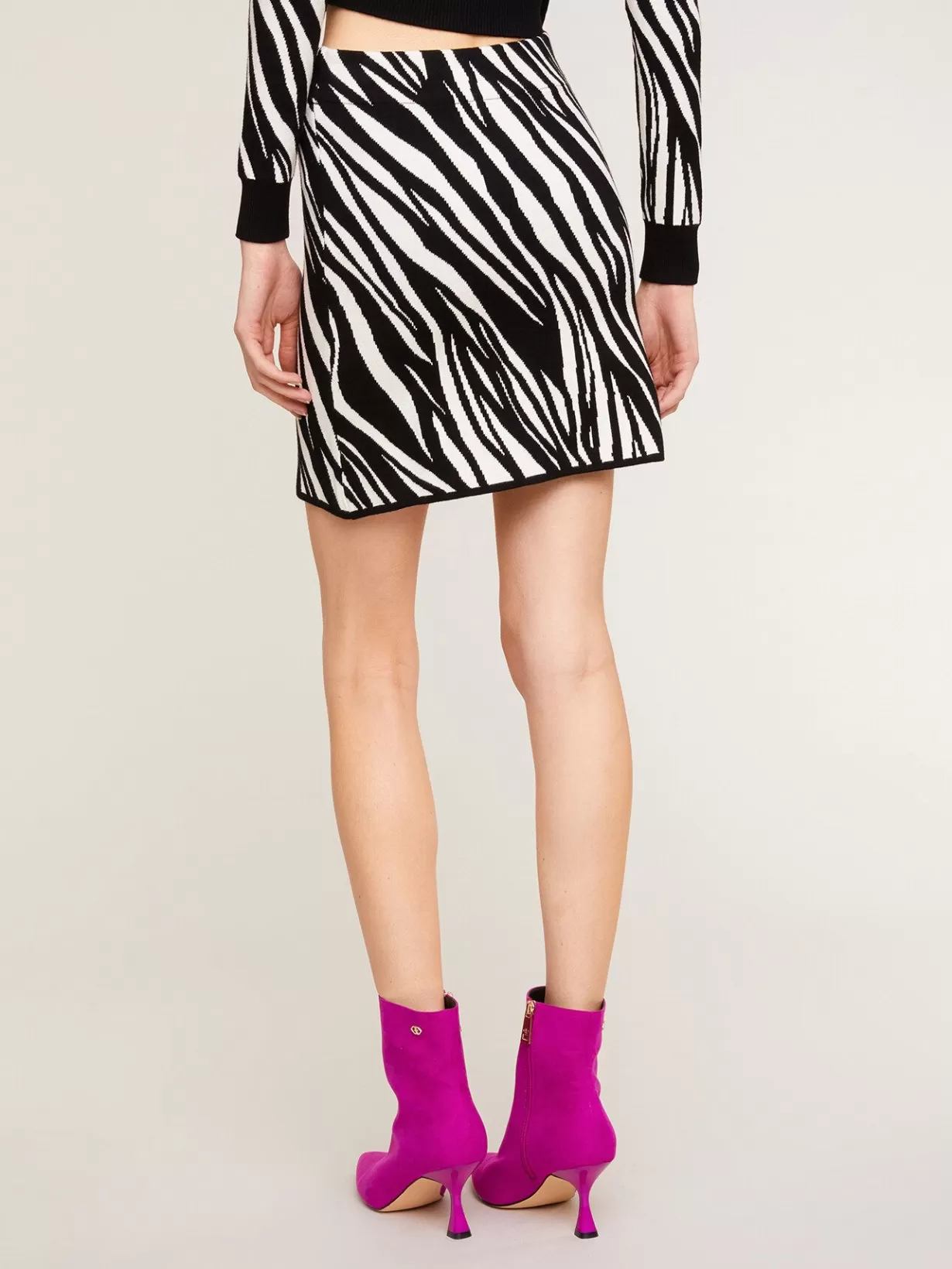 Abbigliamento*Motivi Gonna Corta In Maglia Jacquard Fantasia Zebrata